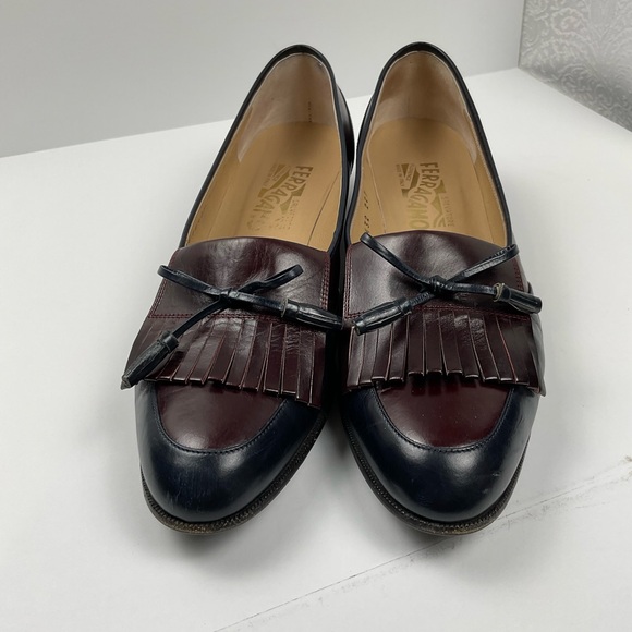 Vintage Salvatore Ferragamo Women's Two-Tone Loafers - Picture 5 of 11